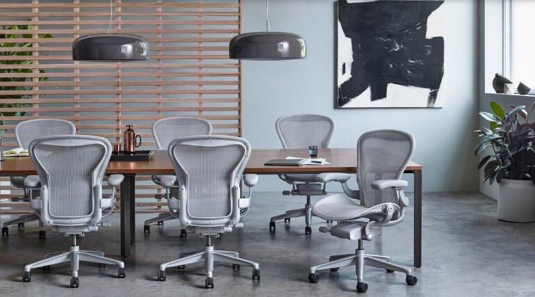 Top 10 ergonomic chairs 2021